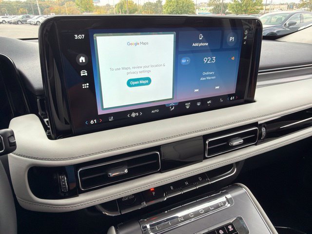 New 2027 Lincoln Aviator AWD image 17