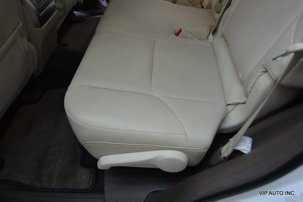 Used 2011 Lexus GX 460 Premium image 30
