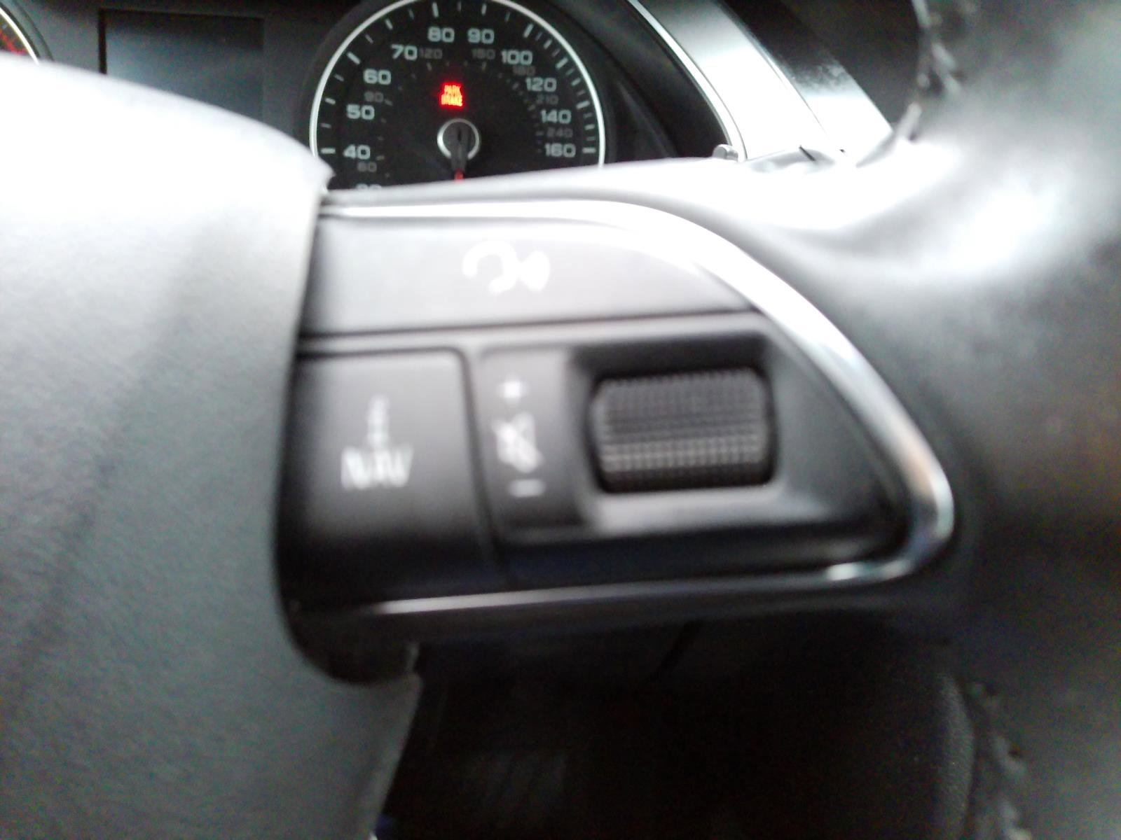 Used 2013 Audi A4 2.0T Premium image 9