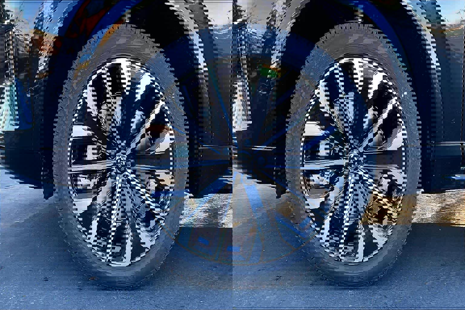 New 2026 Volvo XC90 B5 Plus w/ Protection Package image 14