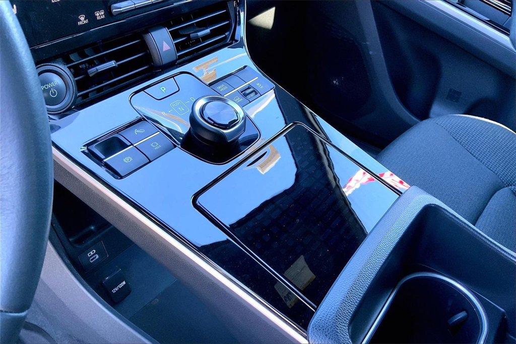 Used 2023 Subaru Solterra Premium image 18