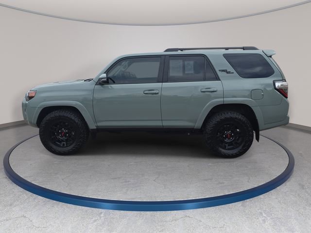 Used 2022 Toyota 4Runner TRD Off-Road Premium w/ Moonroof Package image 9