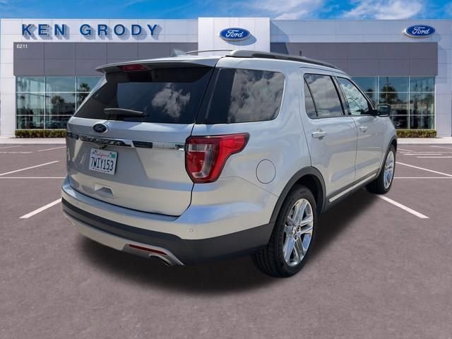 Used 2017 Ford Explorer XLT w/ Equipment Group 202A FWD image 21