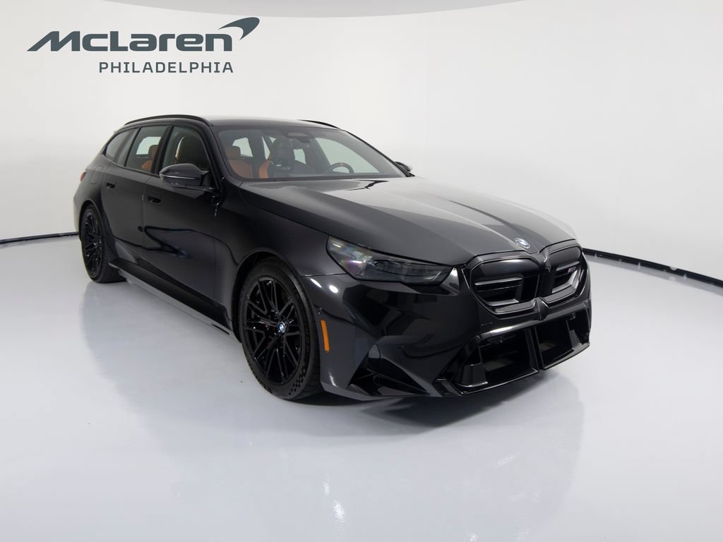 Used 2026 BMW M5 Touring AWD/4WD image 3