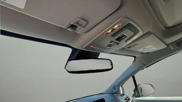 Used 2023 Toyota Sienna XLE w/ XLE Plus Package image 28