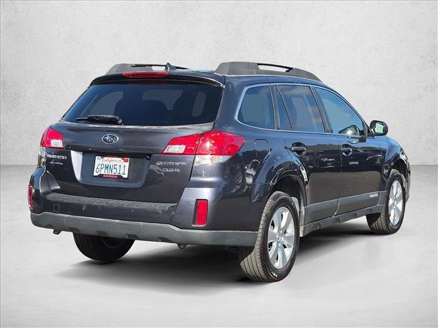 Used 2011 Subaru Outback 3.6R Limited w/ Popular Equipment Group 1B AWD/4WD image 5