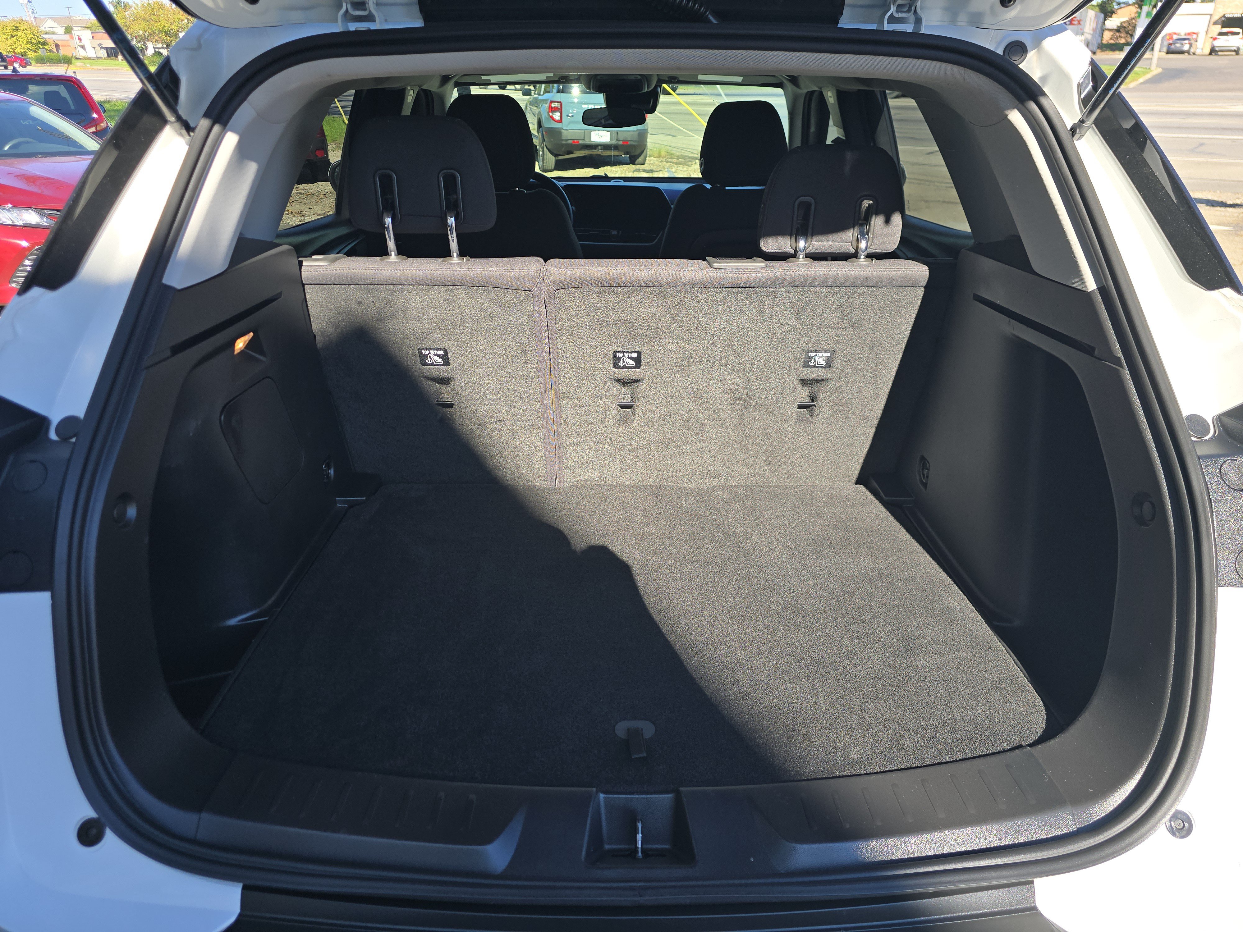 Used 2024 Chevrolet TrailBlazer LT w/ LT Cold Weather Package FWD image 16