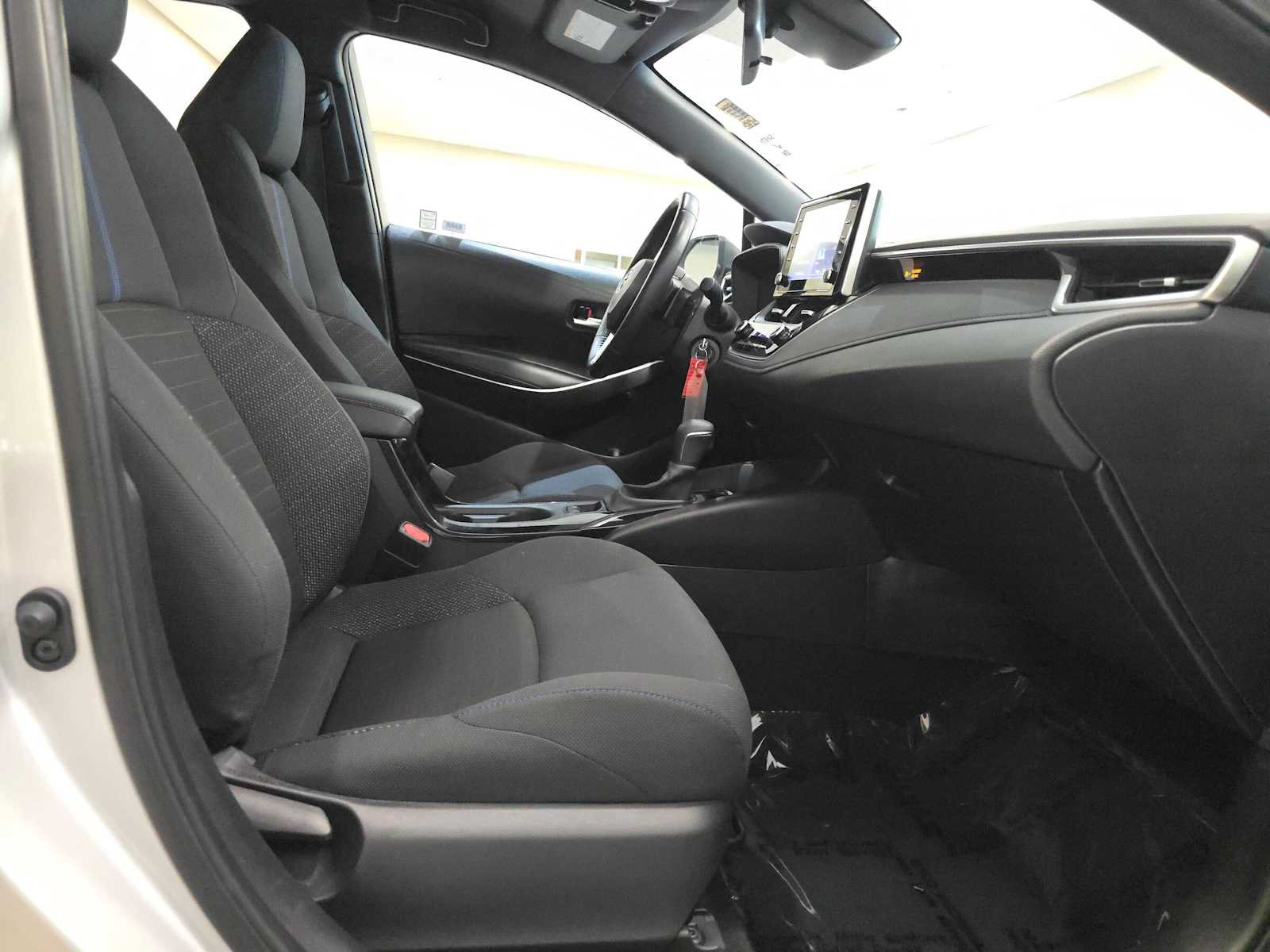 Used 2020 Toyota Corolla SE FWD image 27