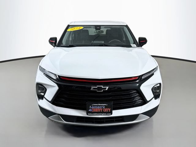 Used 2024 Chevrolet Blazer LT w/ Redline Edition FWD image 2