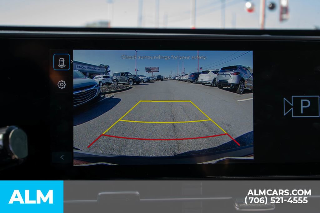 Used 2025 Hyundai Kona SEL image 12