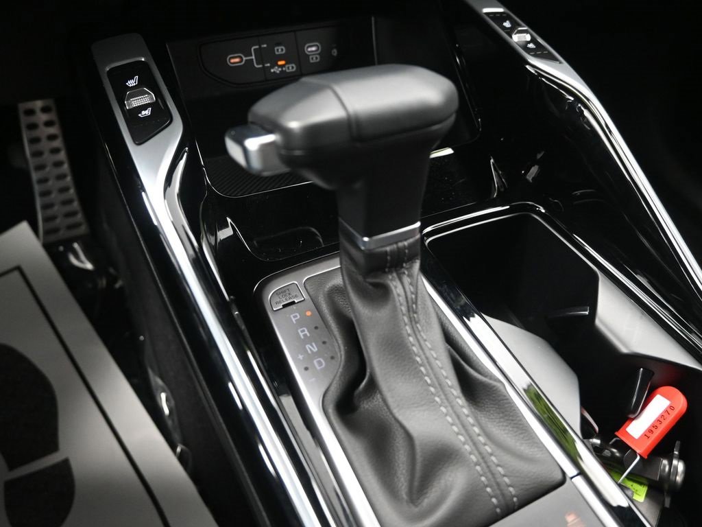 Certified 2025 Kia Sorento SX Prestige image 25