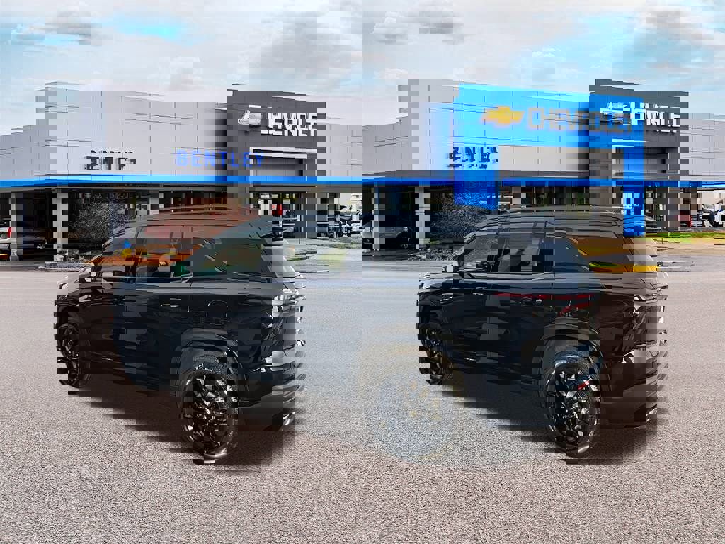 New 2026 Chevrolet Traverse LT w/ Midnight/Sport Edition image 3