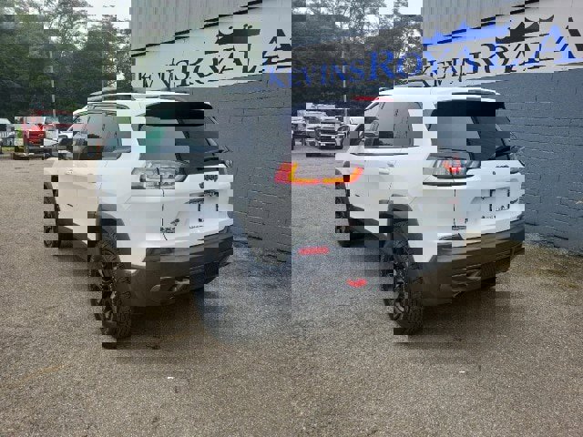 Used 2021 Jeep Cherokee Trailhawk w/ Sun, Sound & Nav Group image 7