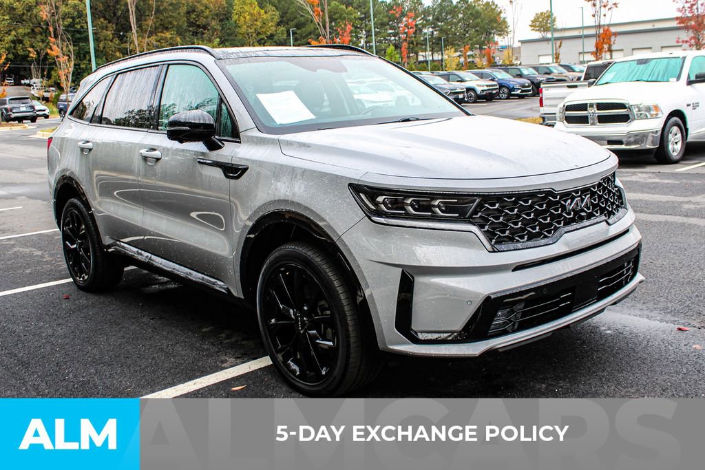 Used 2023 Kia Sorento SX image 4