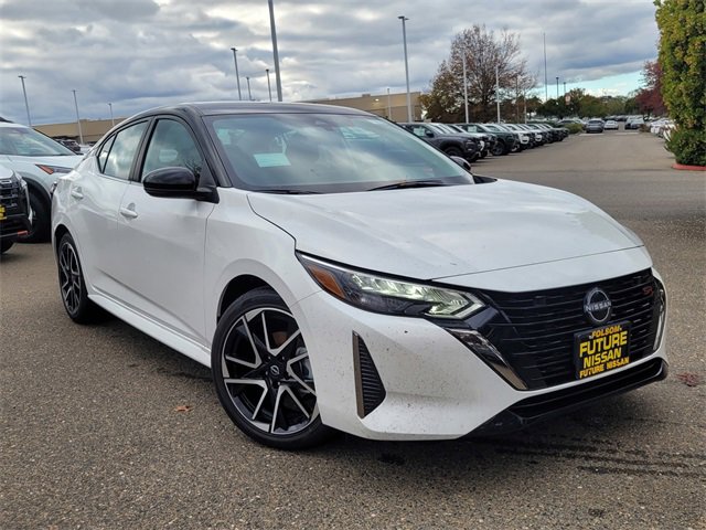 New 2025 Nissan Sentra SR image 1