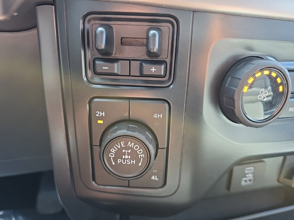 Used 2022 Ford F150 XLT w/ Bed Utility Package image 27