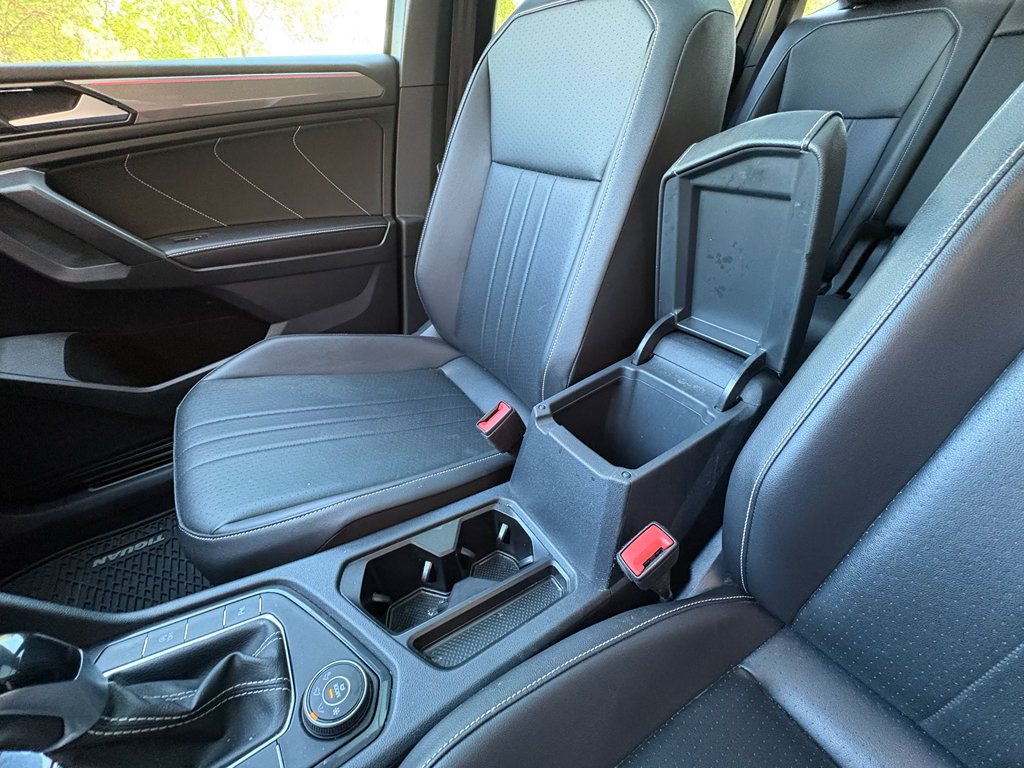 Used 2022 Volkswagen Tiguan SE R-Line AWD/4WD image 35