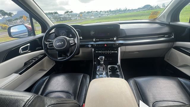 Used 2023 Kia Carnival SX Prestige image 15