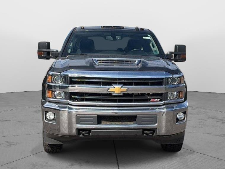 Used 2019 Chevrolet Silverado 2500 LT w/ LT Convenience Package AWD/4WD image 2