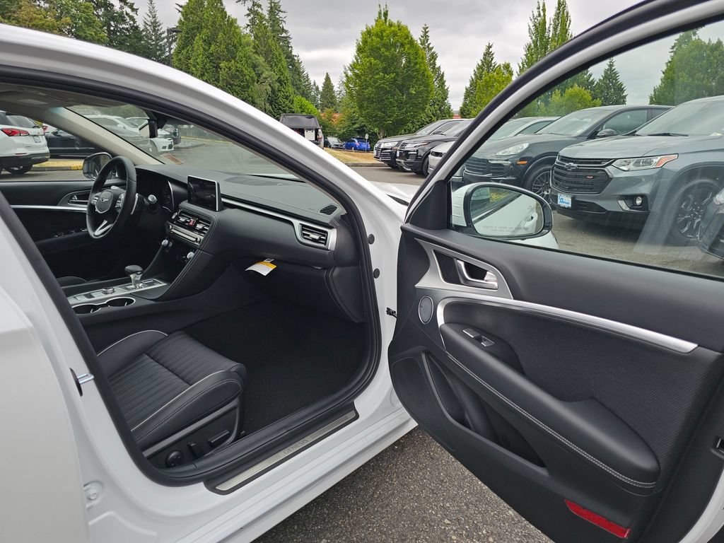 Certified 2026 Genesis G70 2.5T Prestige AWD/4WD image 12