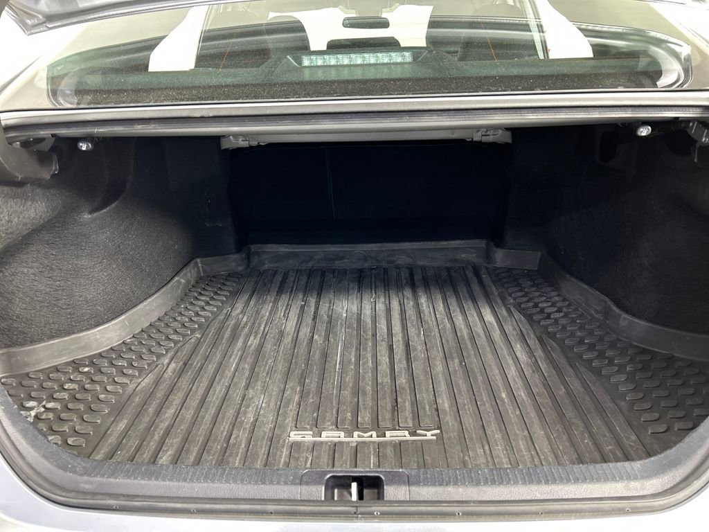 Used 2024 Toyota Camry SE image 18