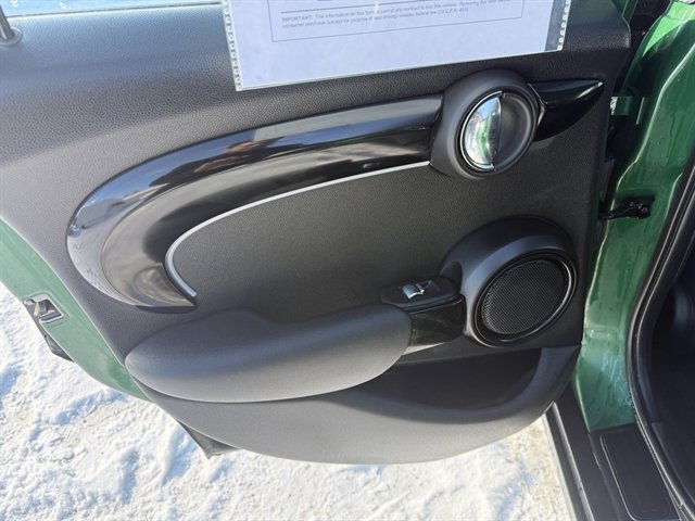 Used 2023 MINI Cooper S image 39