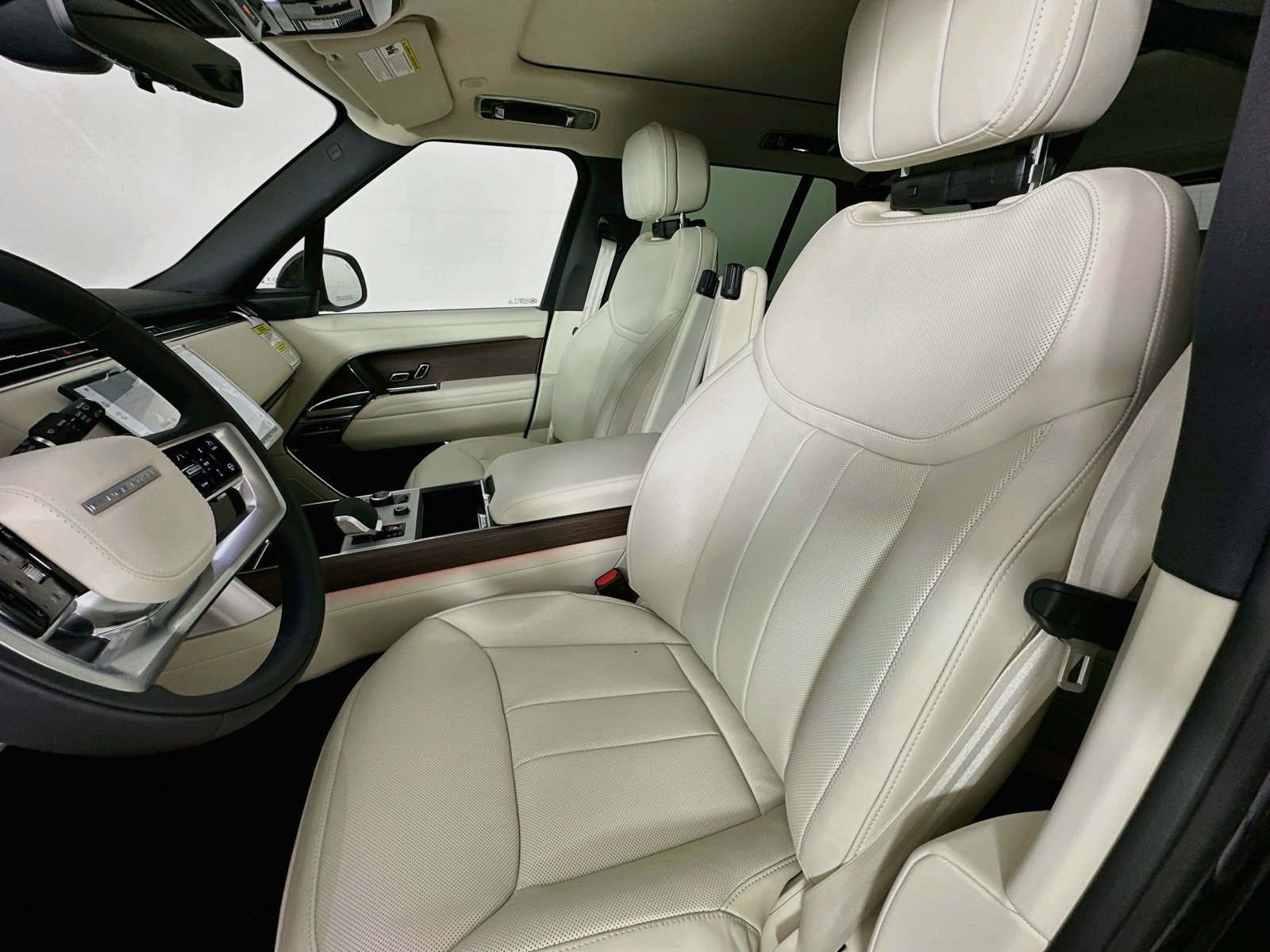 New 2027 Land Rover Range Rover SE AWD/4WD image 32