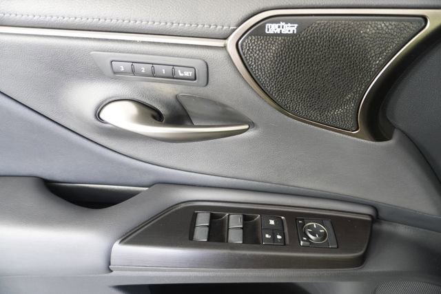 Used 2019 Lexus ES 350 F Sport w/ Accessory Package 2 image 20