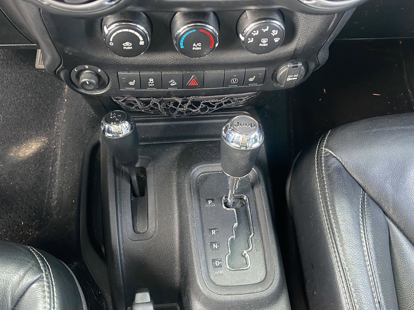 Used 2013 Jeep Wrangler Unlimited Sahara w/ Dual Top Group image 18