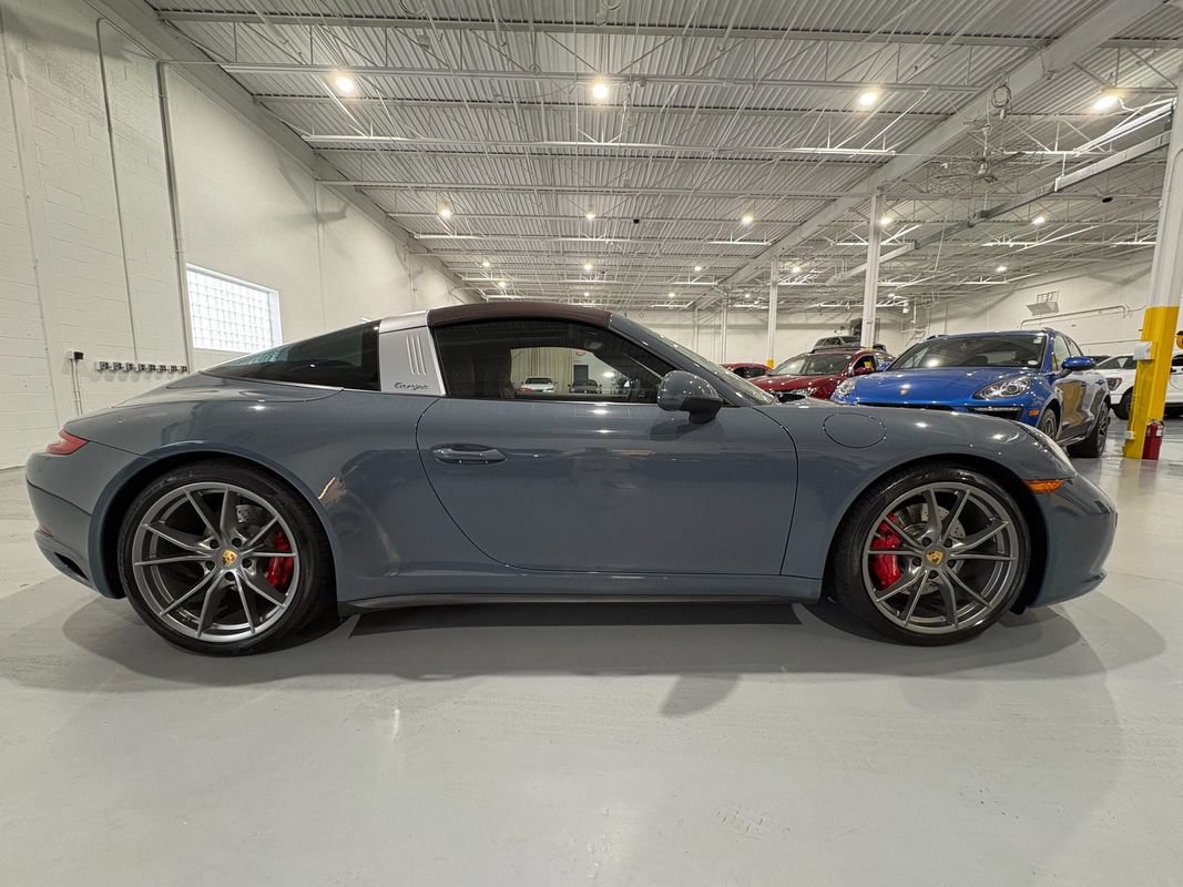 Used 2017 Porsche 911 Targa 4S AWD/4WD image 8
