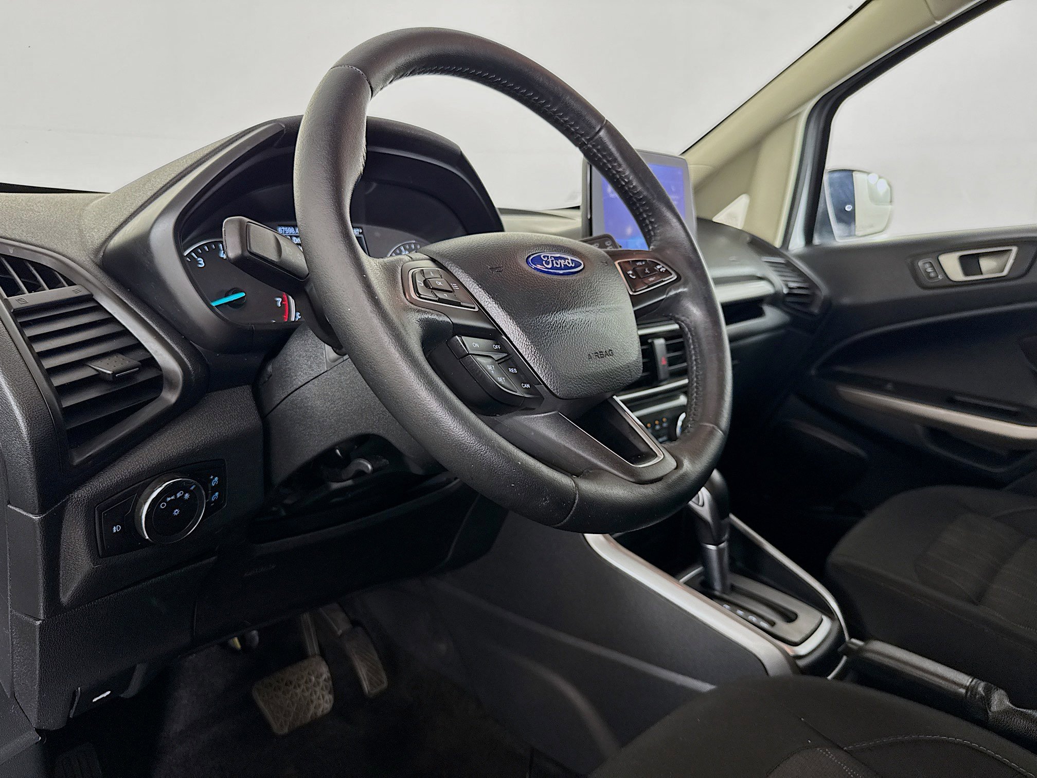 Used 2020 Ford EcoSport SE image 22