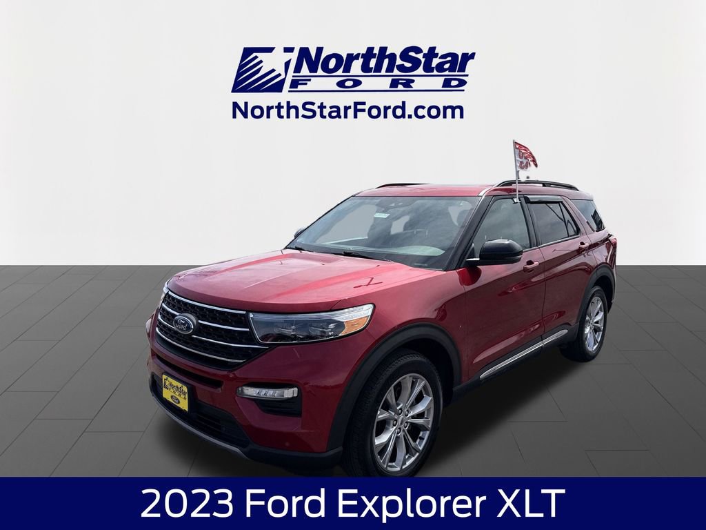 Used 2023 Ford Explorer XLT w/ Equipment Group 202A AWD/4WD image 1
