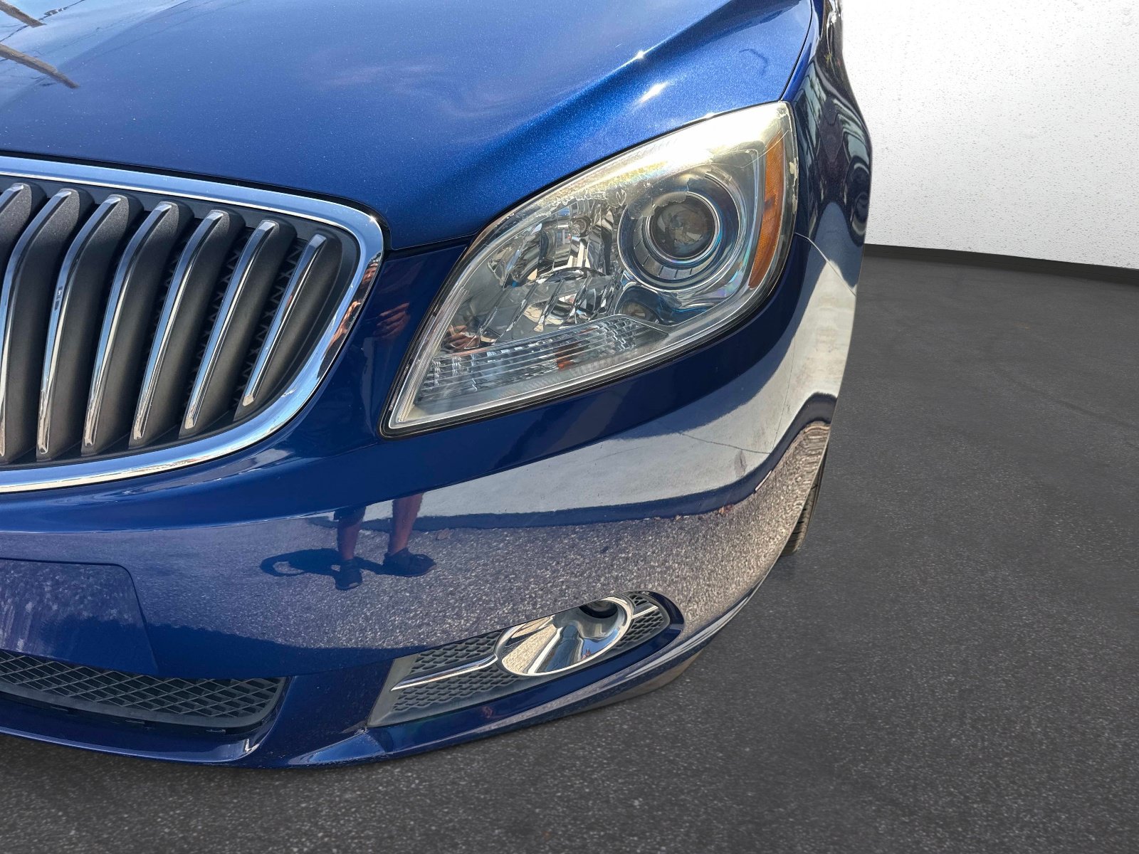 Used 2013 Buick Verano FWD image 9