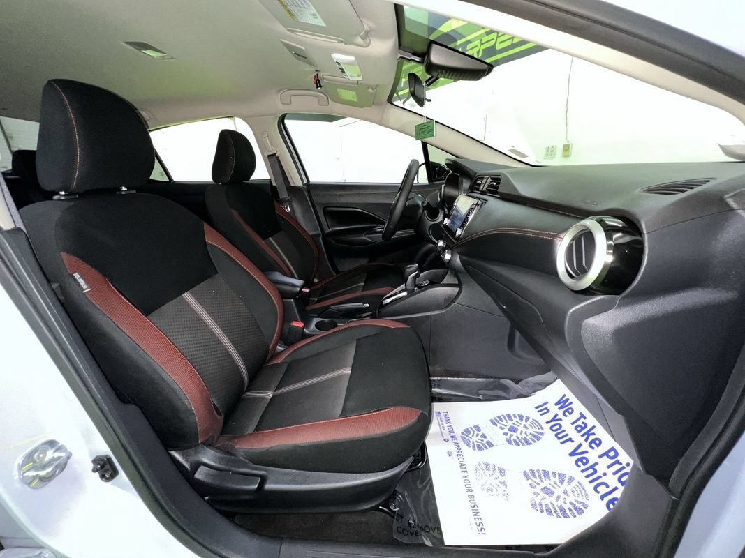 Used 2025 Nissan Versa SR w/ Trunk Package FWD image 28