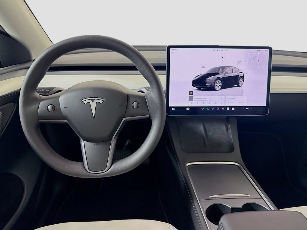 Used 2023 Tesla Model Y Long Range AWD/4WD image 23