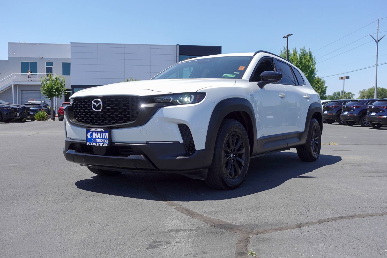 Certified 2025 MAZDA CX-50 AWD 2.5 Hybrid w/ Premium Pkg image 9