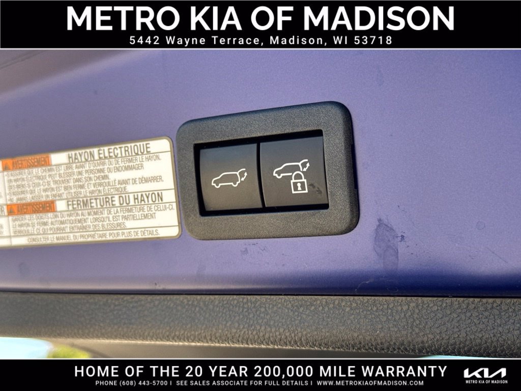 Used 2023 Toyota Corolla Cross XLE w/ Convenience Package AWD/4WD image 35