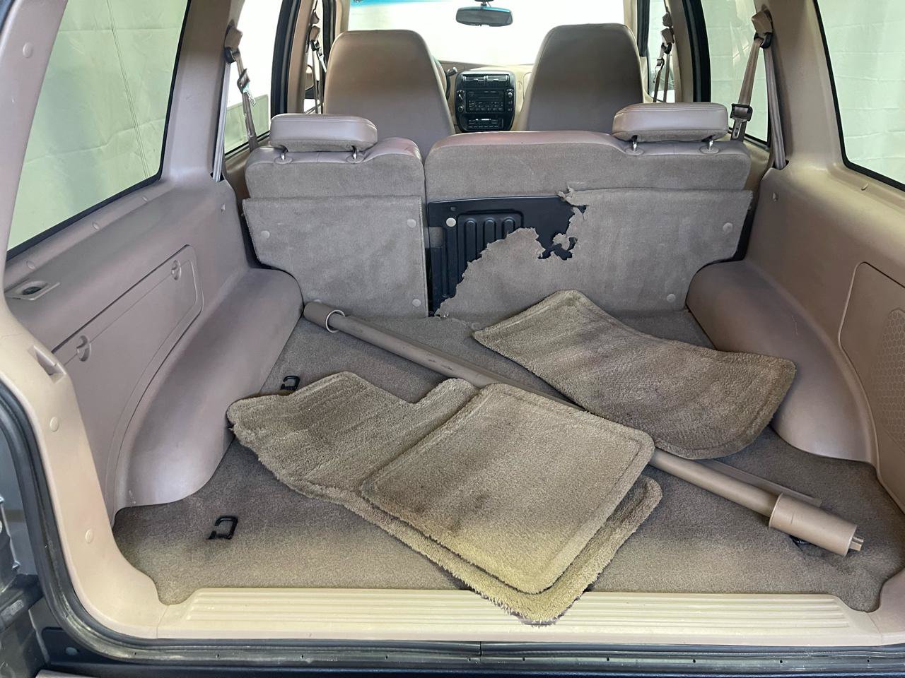 Used 2000 Ford Explorer Eddie Bauer AWD/4WD image 19