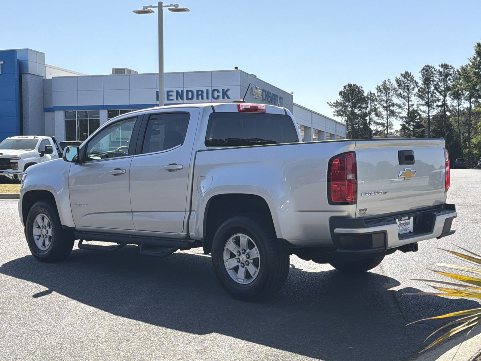 Used 2020 Chevrolet Colorado W/T w/ WT Convenience Package RWD image 10