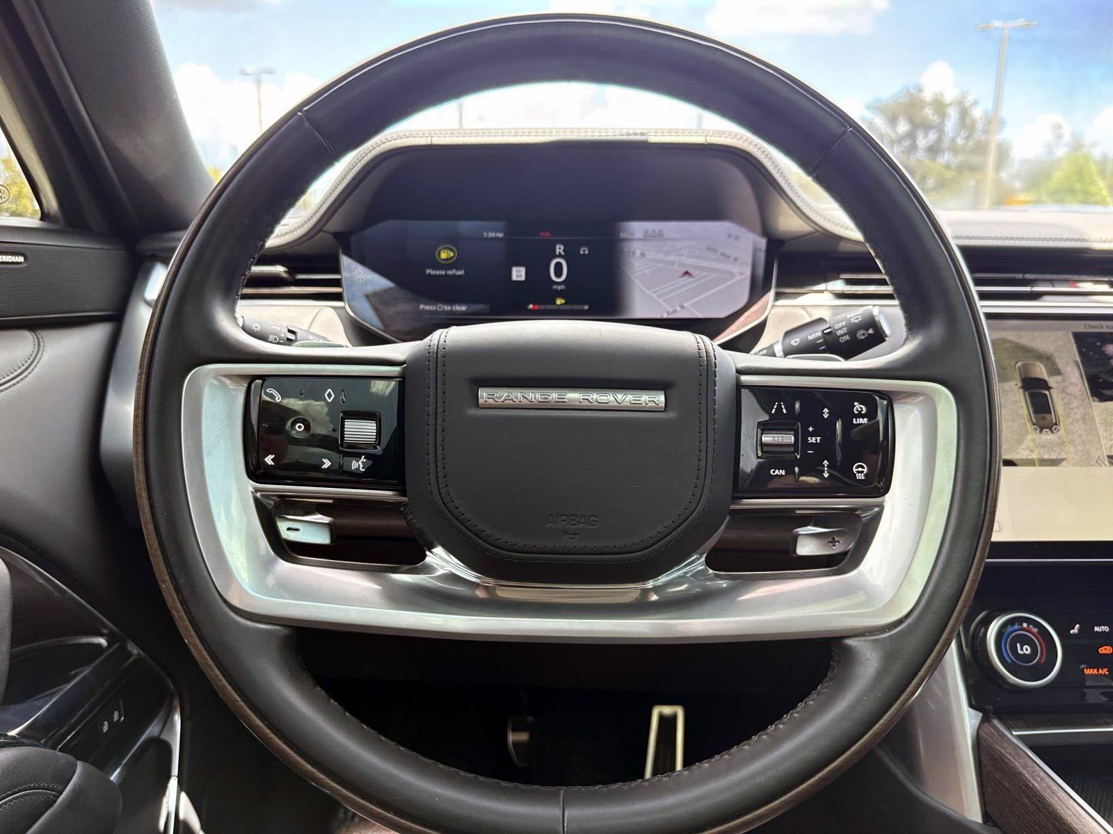 Used 2023 Land Rover Range Rover SE AWD/4WD image 28