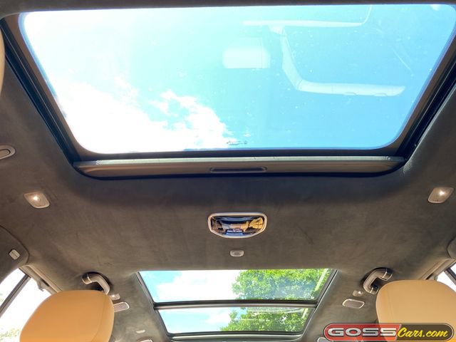 Certified 2022 Jeep Grand Wagoneer Series III w/ Rear Seat Video Group 1 AWD/4WD image 16