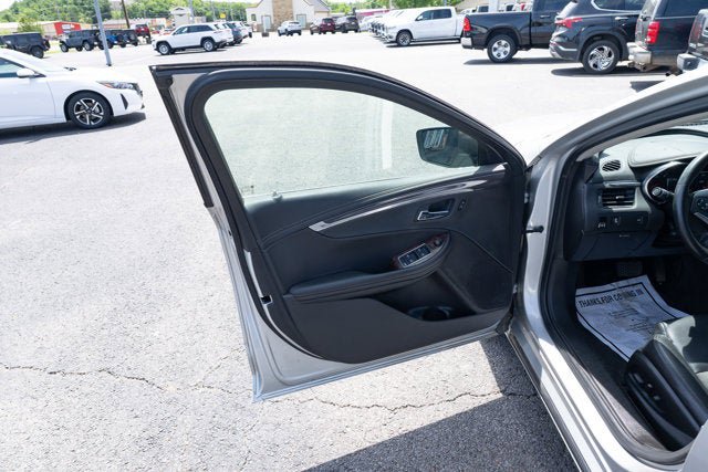 Used 2014 Chevrolet Impala LT FWD image 10