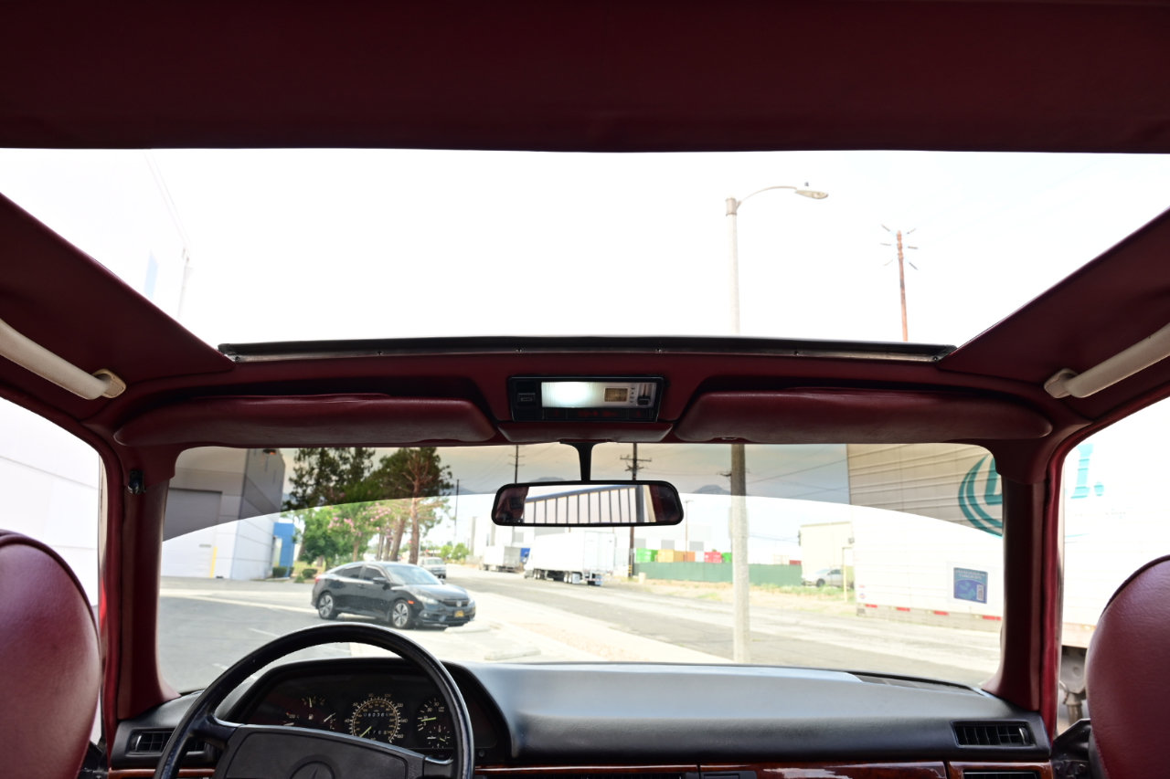 Used 1986 Mercedes-Benz 560 SEL image 23