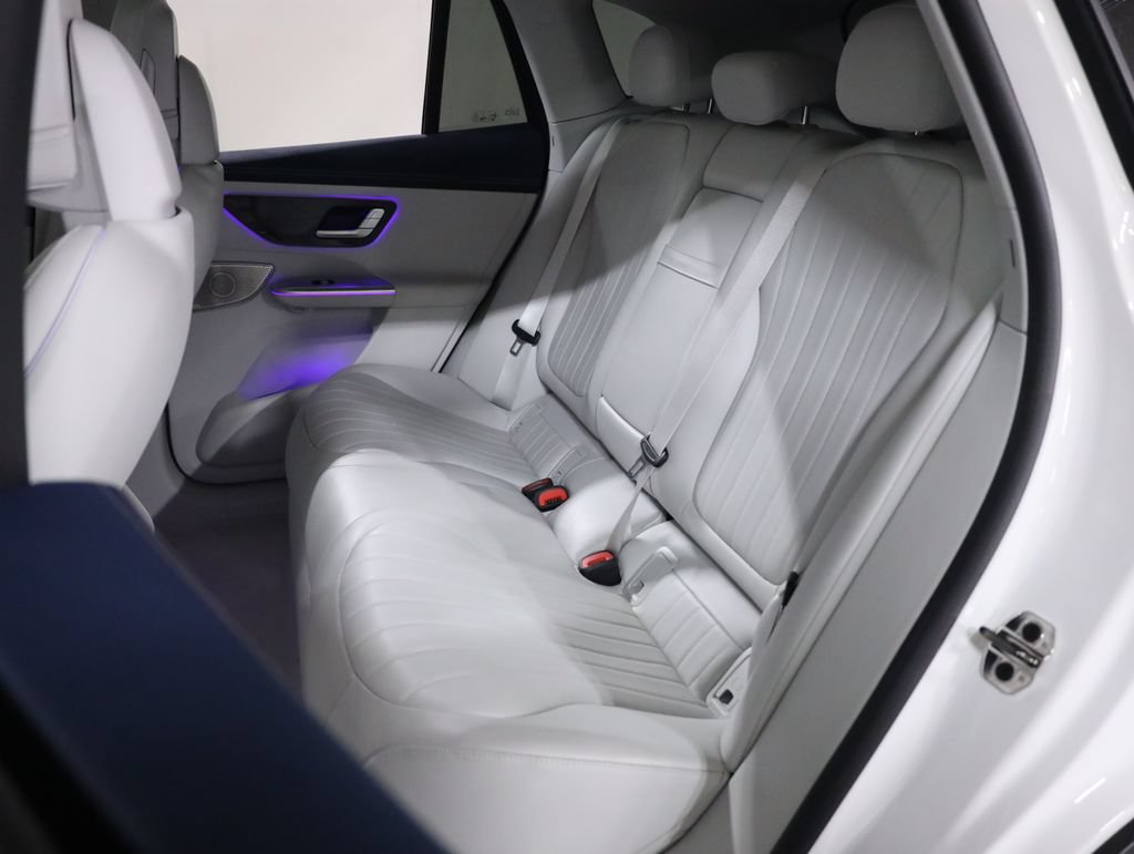 Certified 2023 Mercedes-Benz EQE 500 4MATIC SUV image 43
