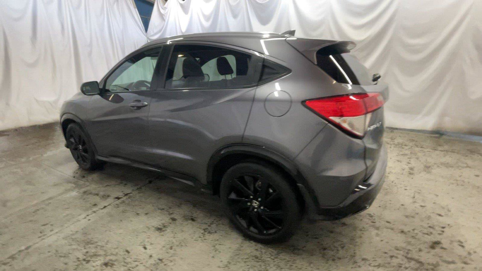 Used 2021 Honda HR-V Sport image 10