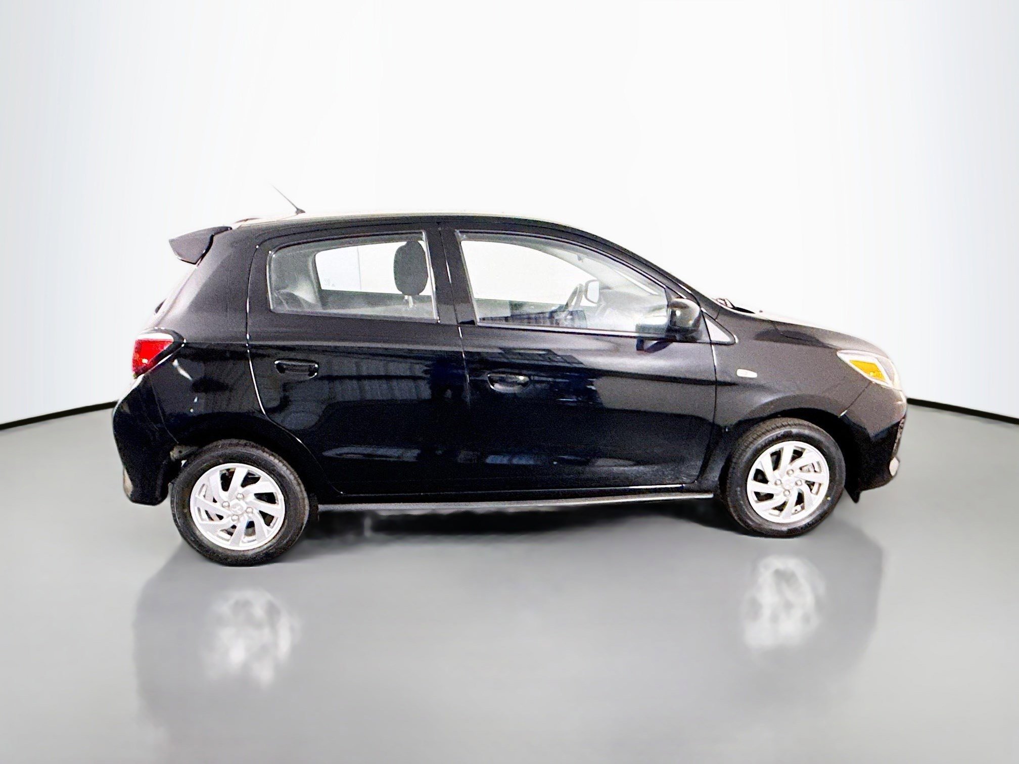 Used 2024 Mitsubishi Mirage LE FWD image 11