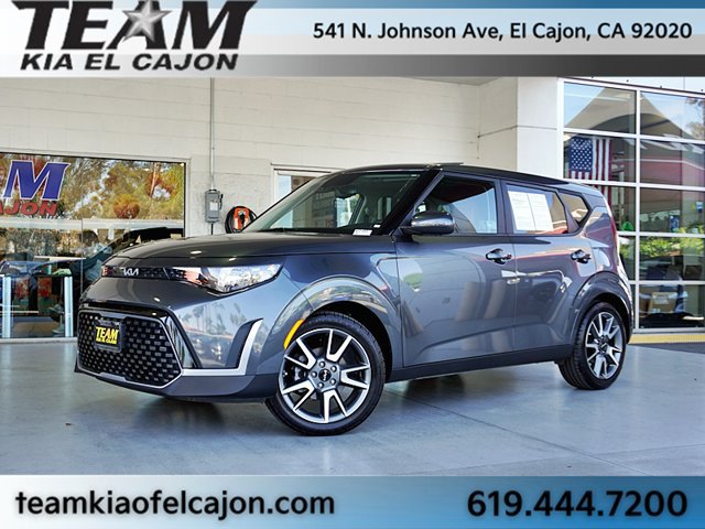 Certified 2024 Kia Soul EX w/ EX Designer Package FWD image 2