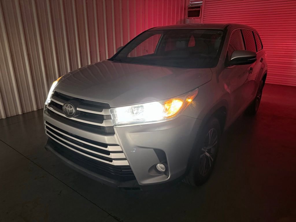 Used 2019 Toyota Highlander Plus image 8