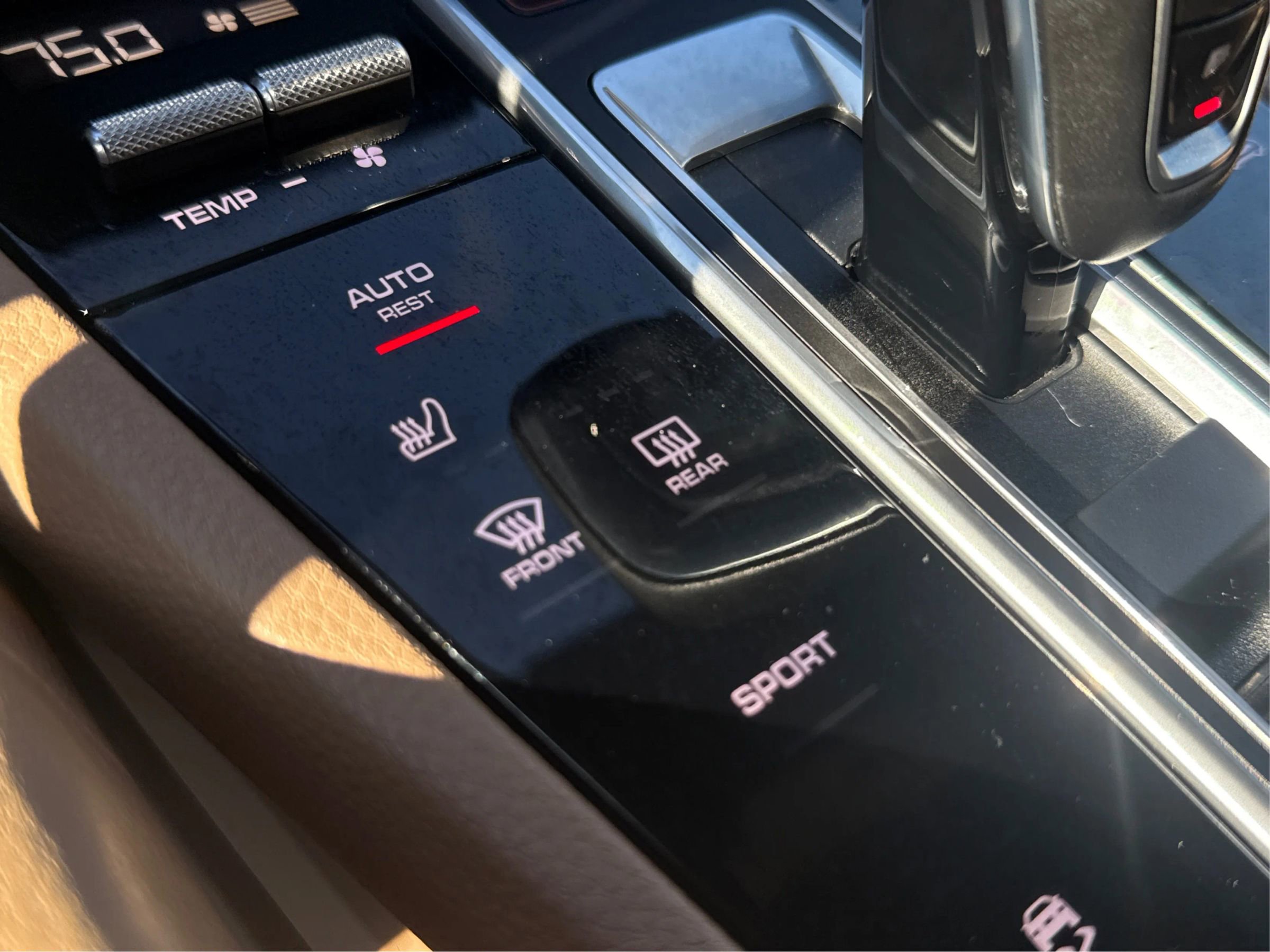 Used 2019 Porsche Cayenne image 41