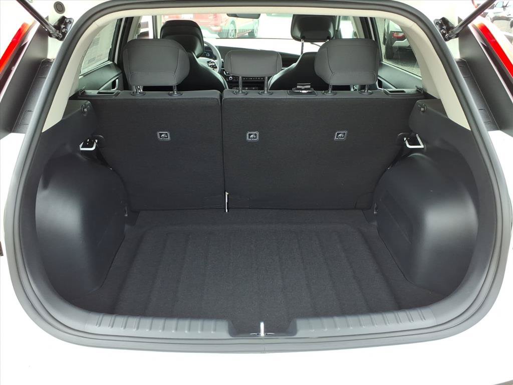 New 2026 Kia Niro LX FWD image 15